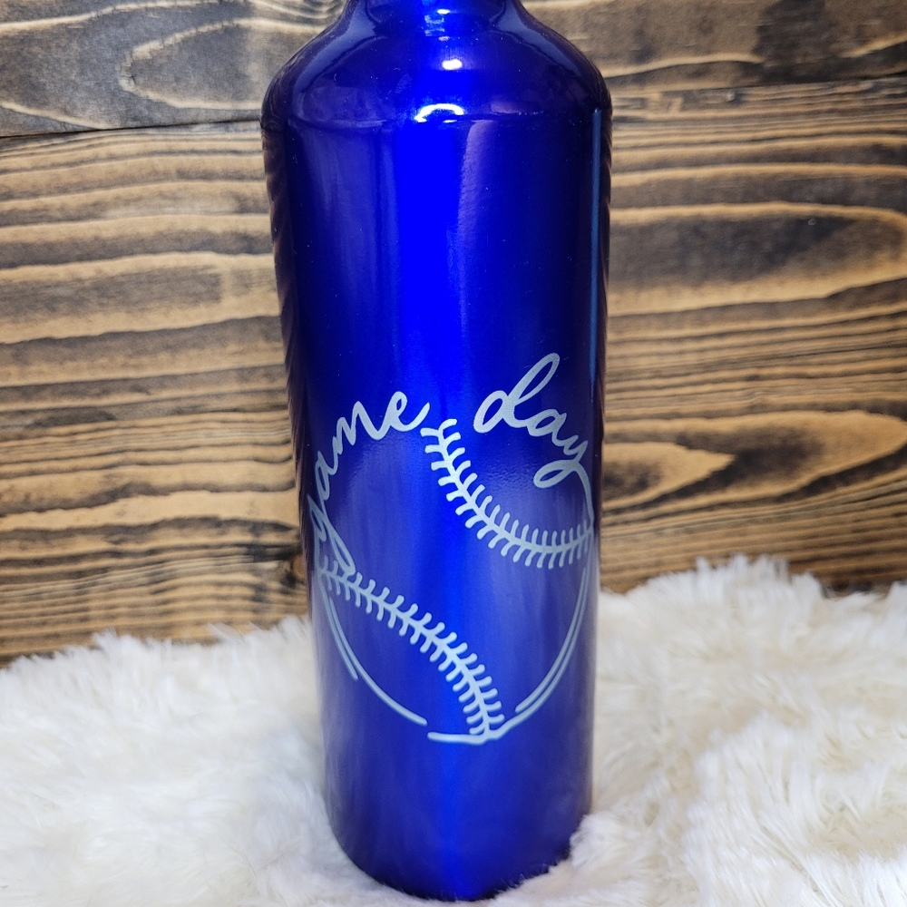 Sports water bottle